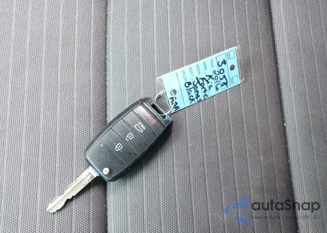 2016 Kia Forte Lx из США, поврежденный, VIN KNAFX4A68G5559290